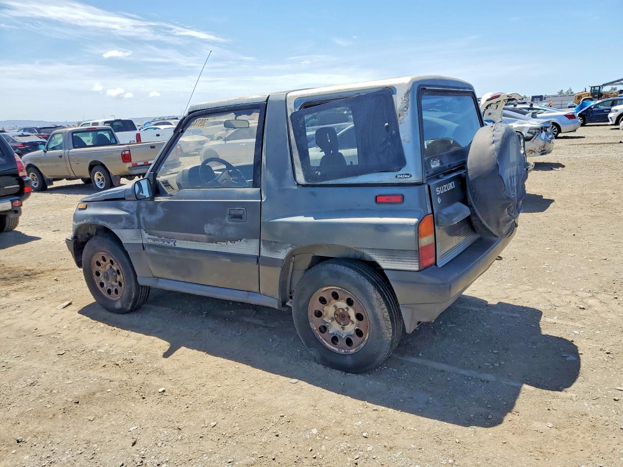 1989 SUZUKI SIDEKICK, VIN JS3TA01C5K4112583 — Photo 2