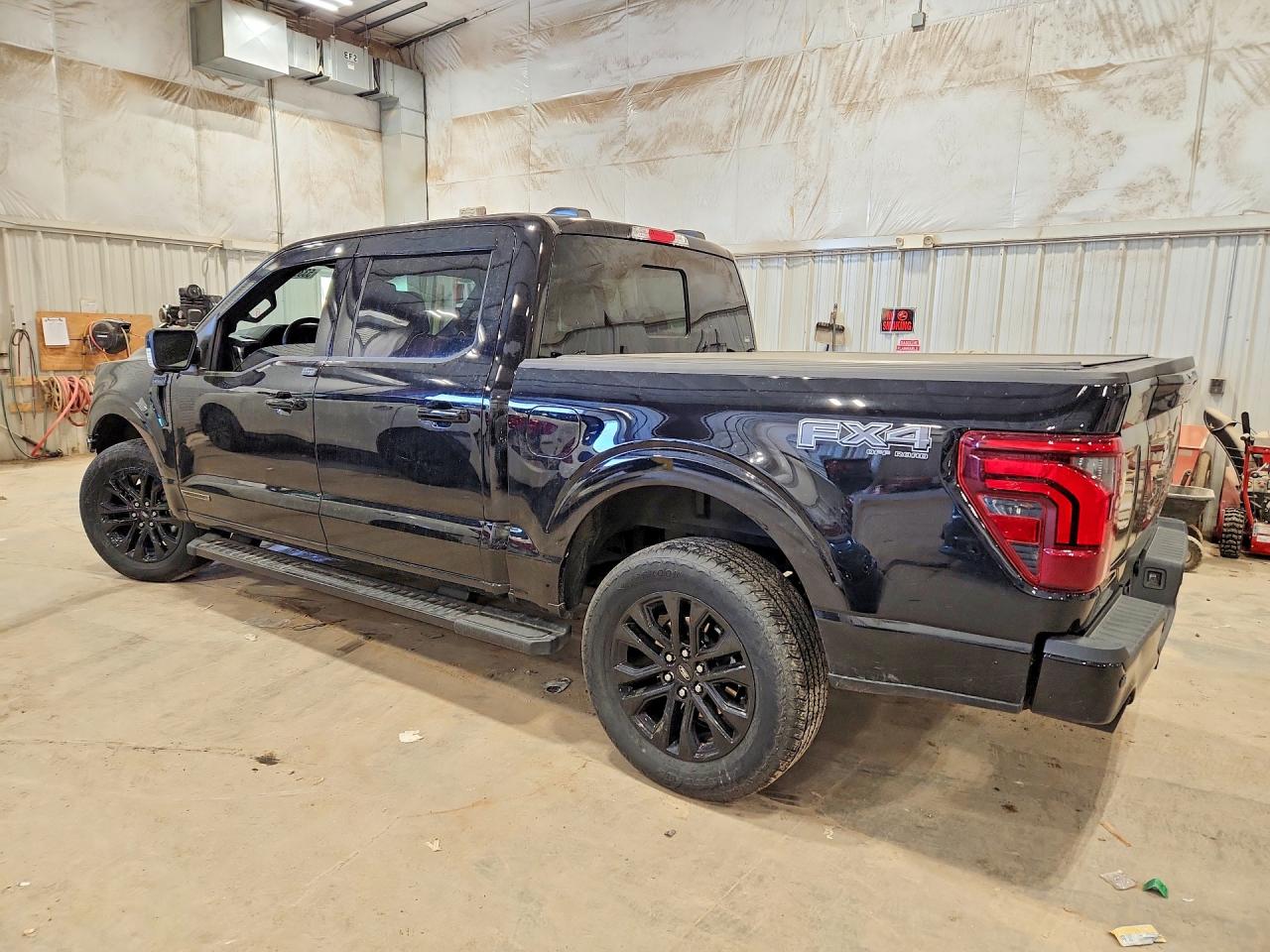 2025 FORD F150, VIN 1FTFW5LD5SFB53722 — Photo 2