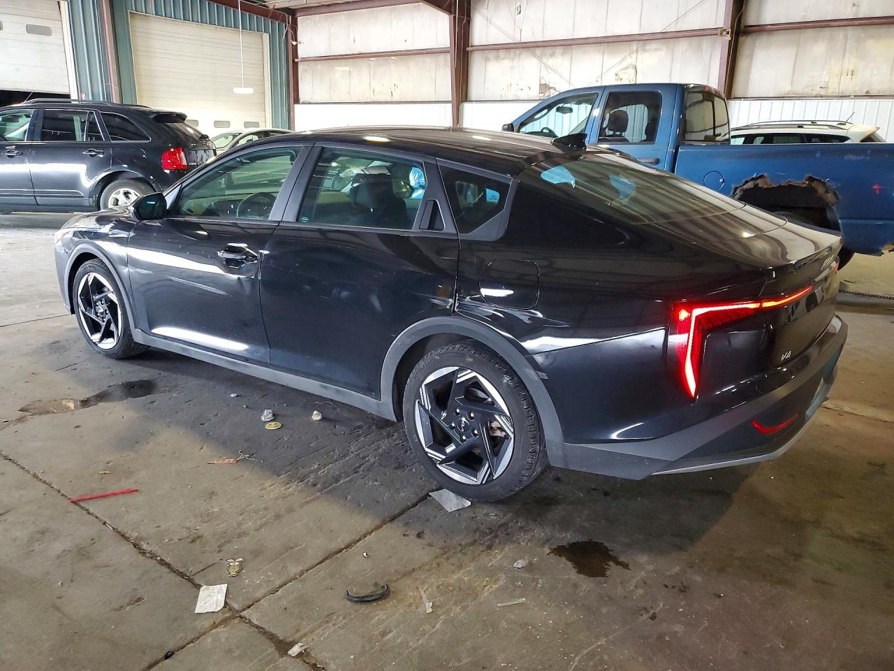 2025 KIA K4, VIN 3KPFU4DE2SE028159 — Photo 2