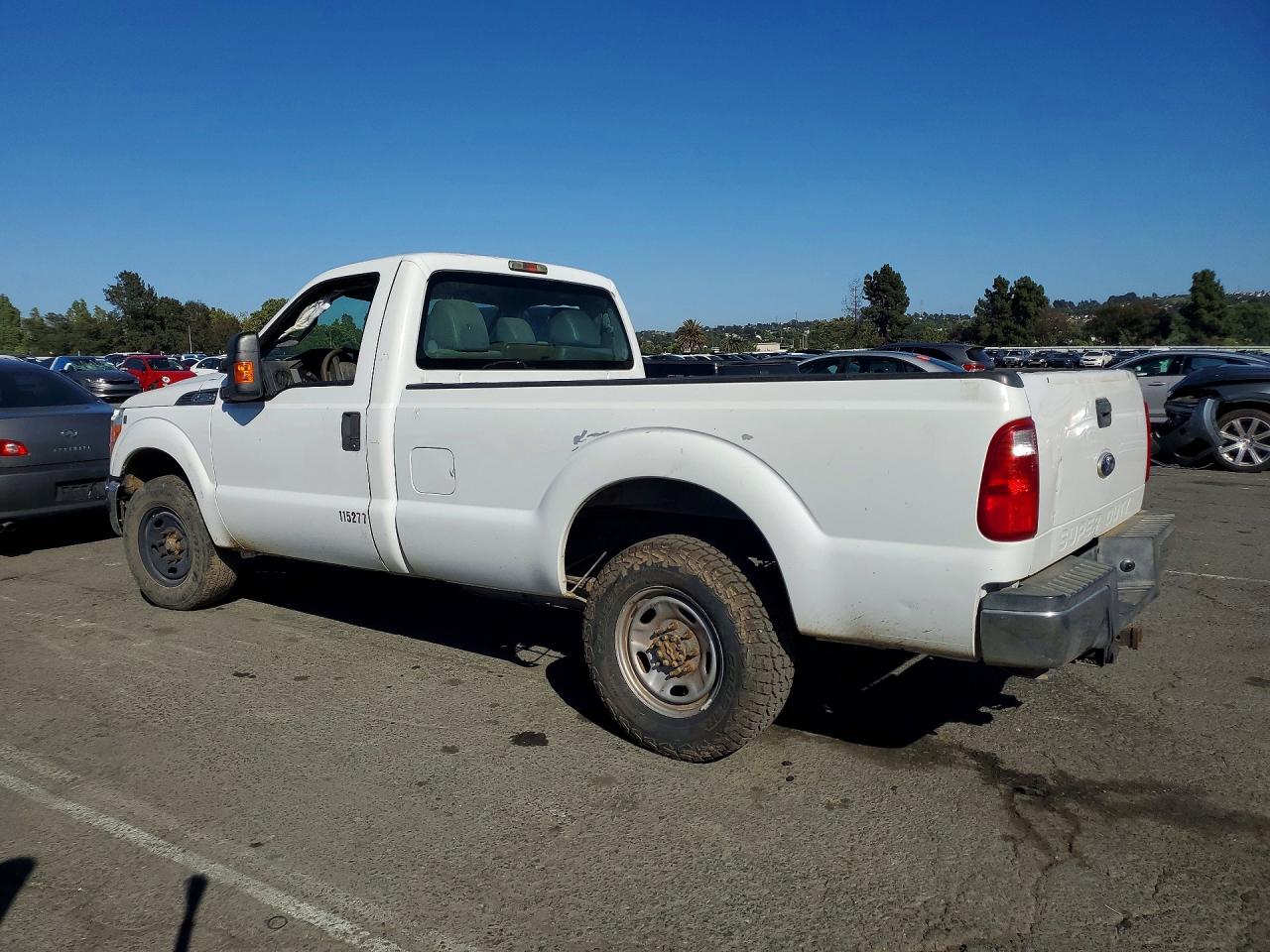 2013 FORD F250, VIN 1FTBF2A62DEB52747 — Photo 2