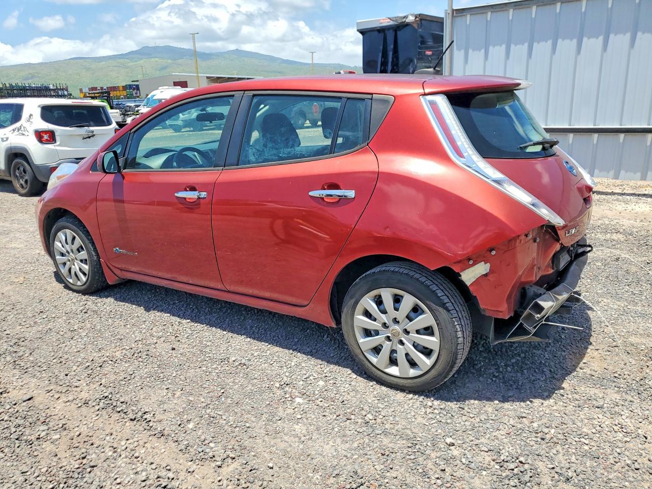2015 NISSAN LEAF, VIN 1N4AZ0CP1FC312831 — Photo 2
