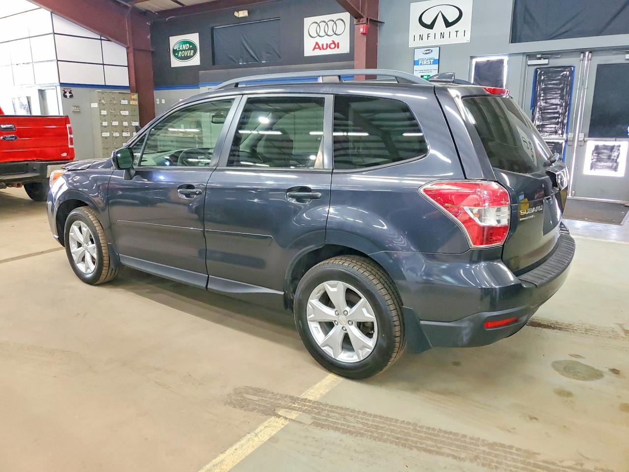 2016 SUBARU FORESTER, VIN JF2SJADC8GG427820 — Photo 2