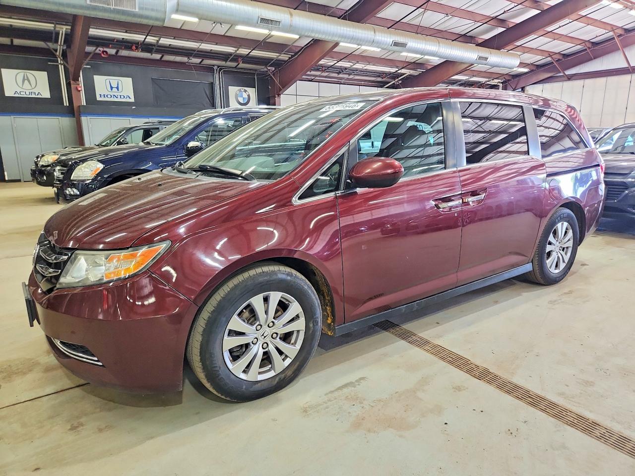 2016 HONDA ODYSSEY — VIN 5FNRL5H6XGB122655 — Copart photograph