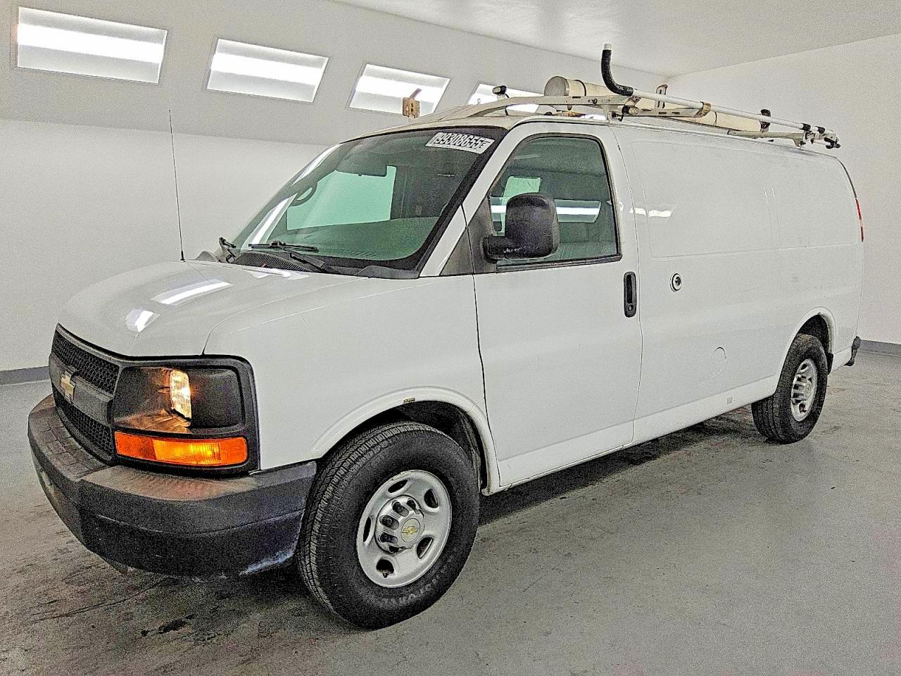 2013 CHEVROLET EXPRESS G2500 — VIN 1GCWGECB5D1902245 — Copart photograph
