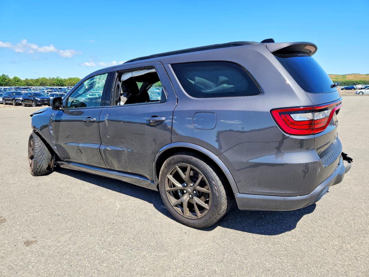 2025 DODGE DURANGO, VIN 1C4SDJCT4SC505713 — Photo 2