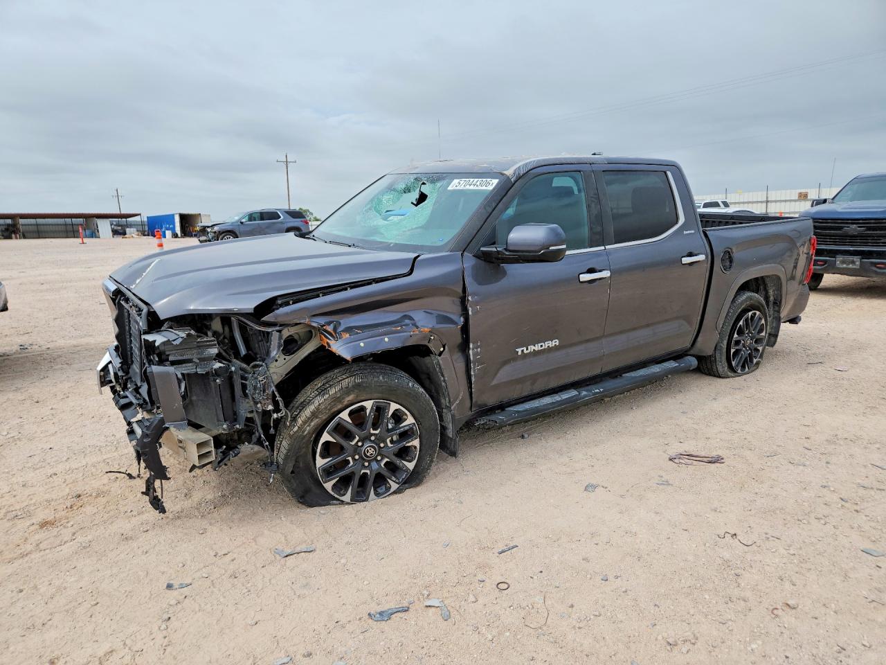 2025 TOYOTA TUNDRA — VIN 5TF1A5AB6SX047431 — Copart photograph