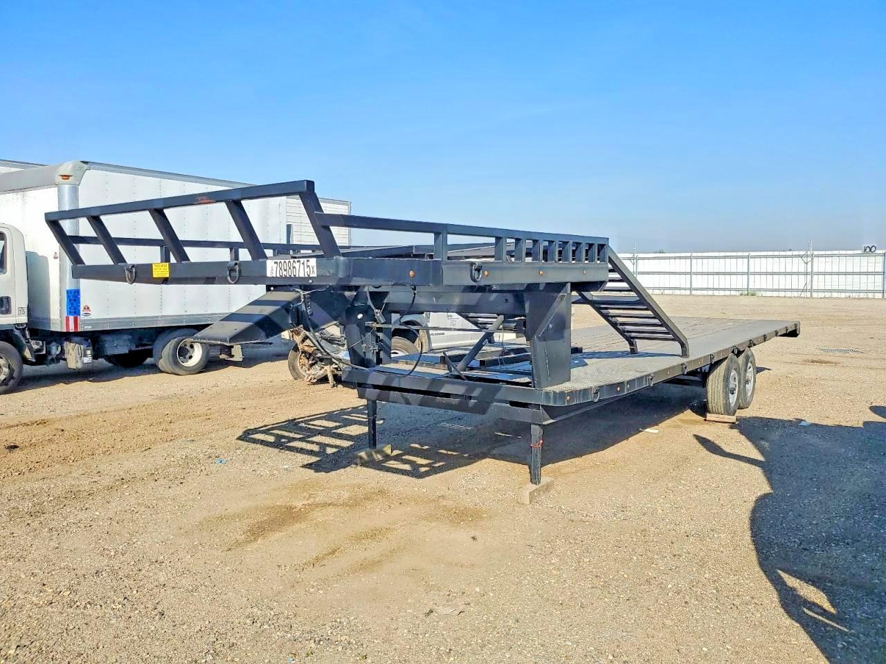 2009 URWI TRAILERS, VIN 4YDF2932192501807 — Photo 2