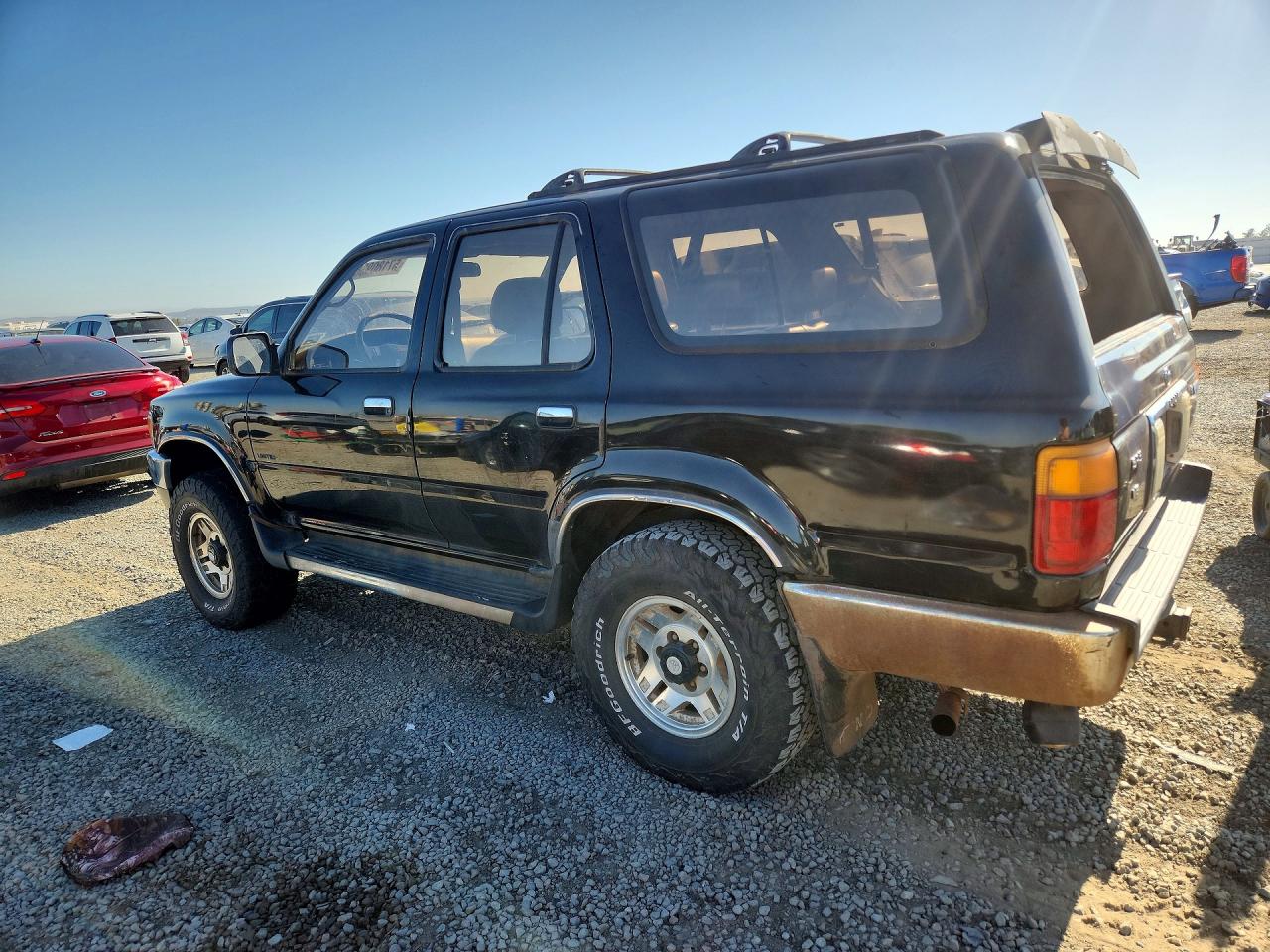 1995 TOYOTA 4RUNNER, VIN JT3VN39W9S0187133 — Photo 2