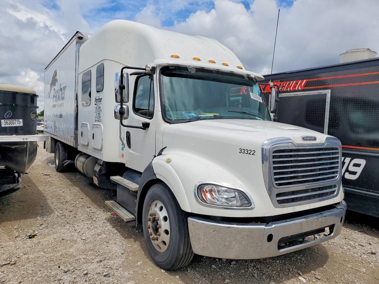 2019 FREIGHTLINER M2 — VIN 1FVAC4DVXKHKG3075 — Copart photograph