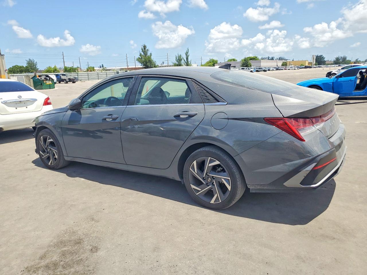 2025 HYUNDAI ELANTRA, VIN KMHLS4DG0SU852720 — Photo 2