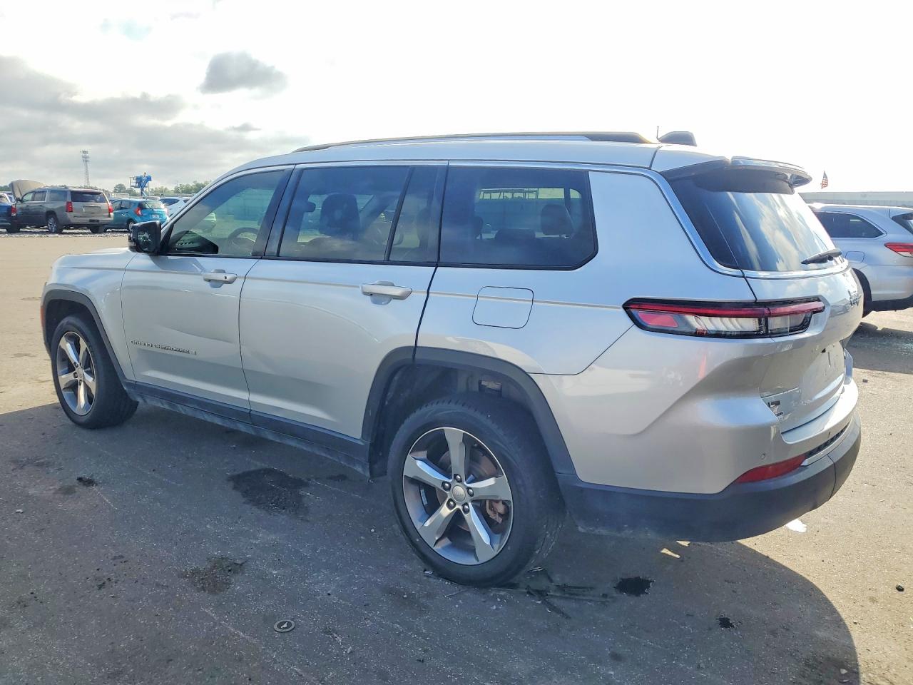 2021 JEEP GRAND CHEROKEE, VIN 1C4RJJBG8M8175141 — Photo 2