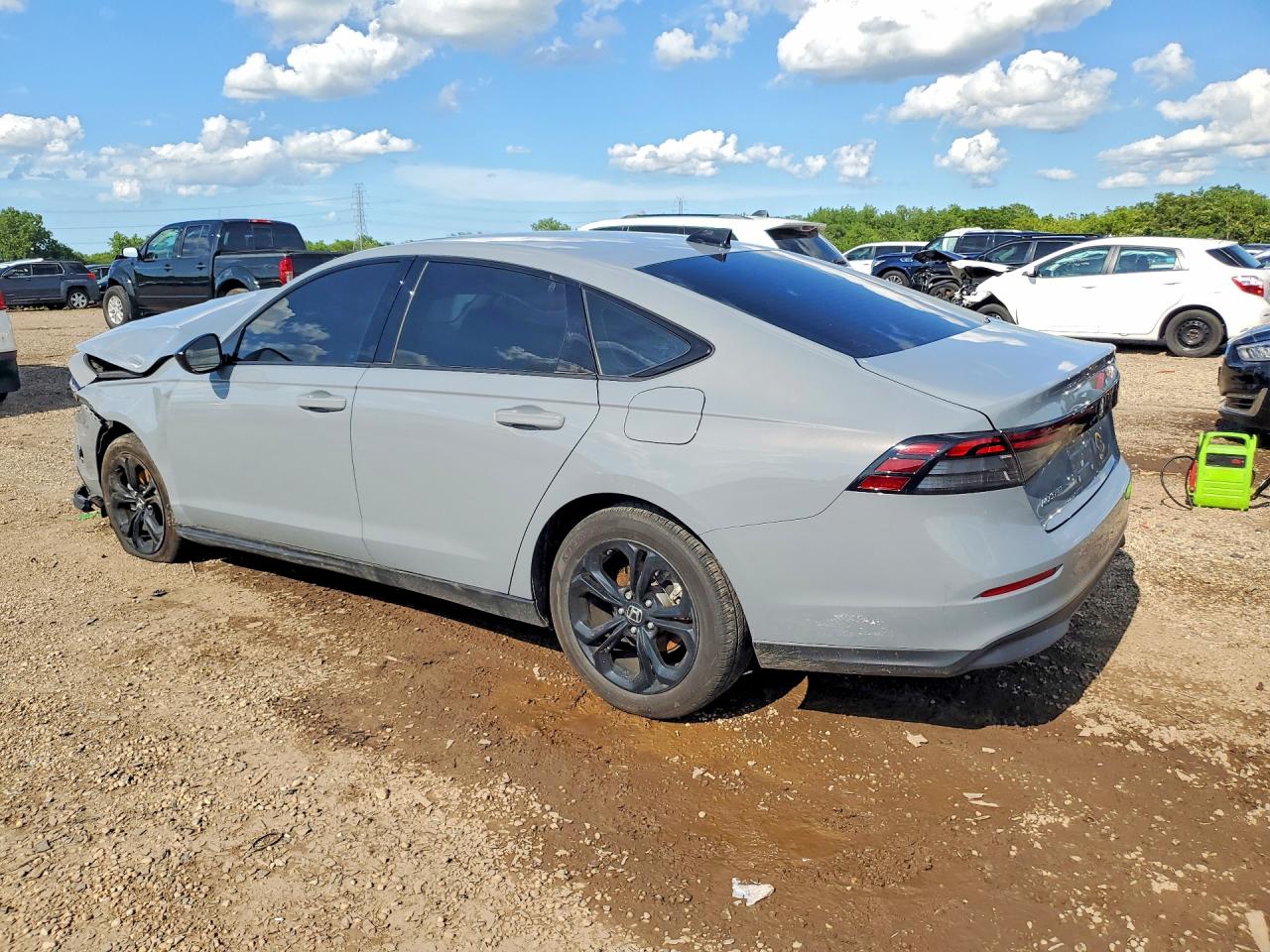 2025 HONDA ACCORD, VIN 1HGCY1F47SA001781 — Photo 2