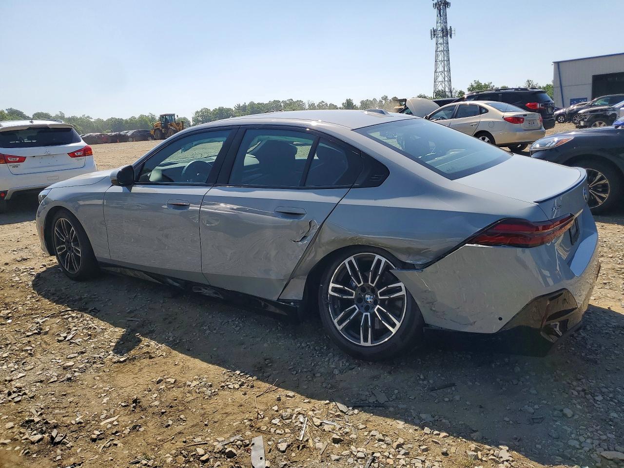 2025 BMW 540, VIN WBA63FJ0XSCU07759 — Photo 2