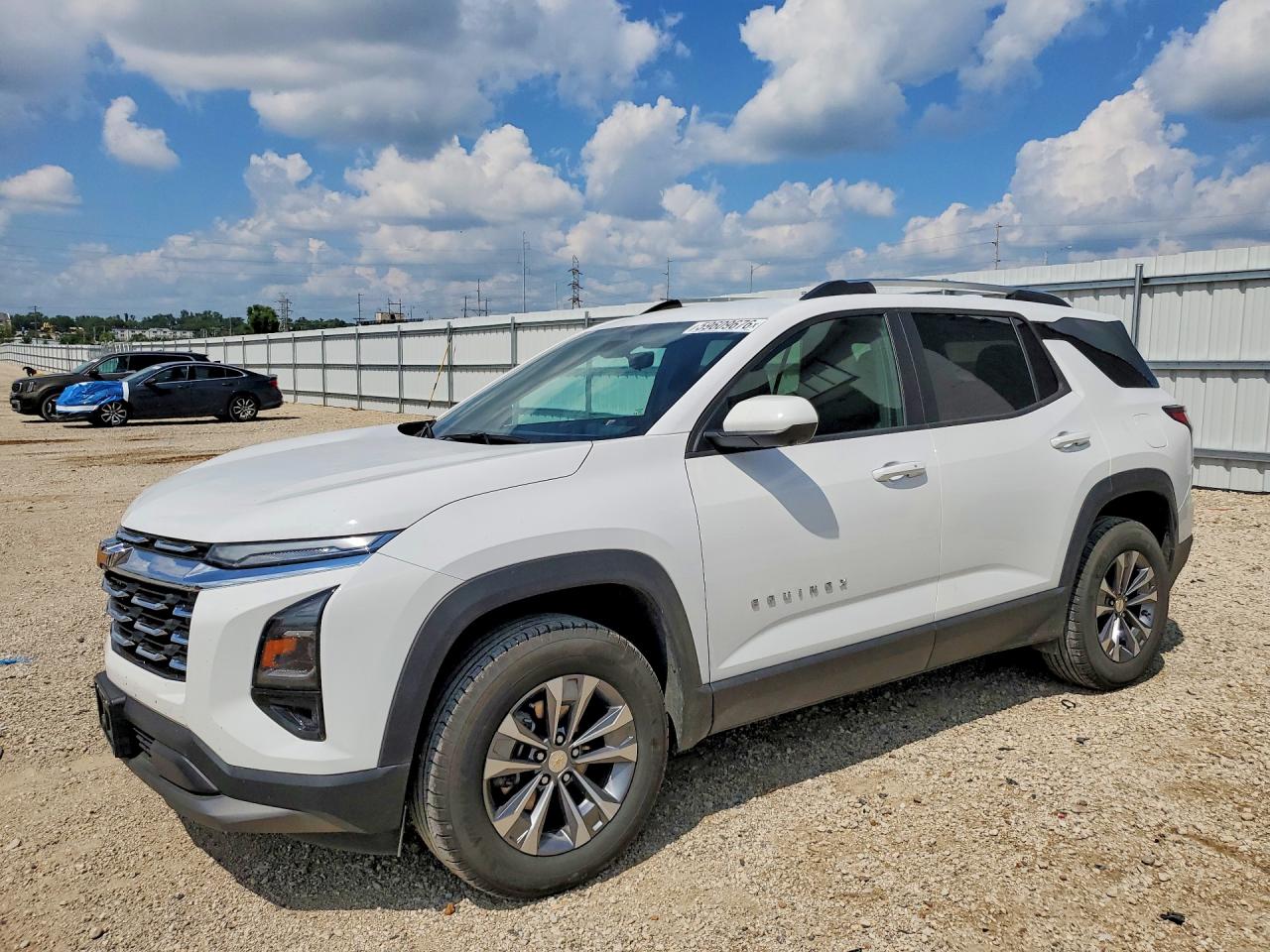 2025 CHEVROLET EQUINOX — VIN 3GNAXPEG7SL242215 — Copart photograph