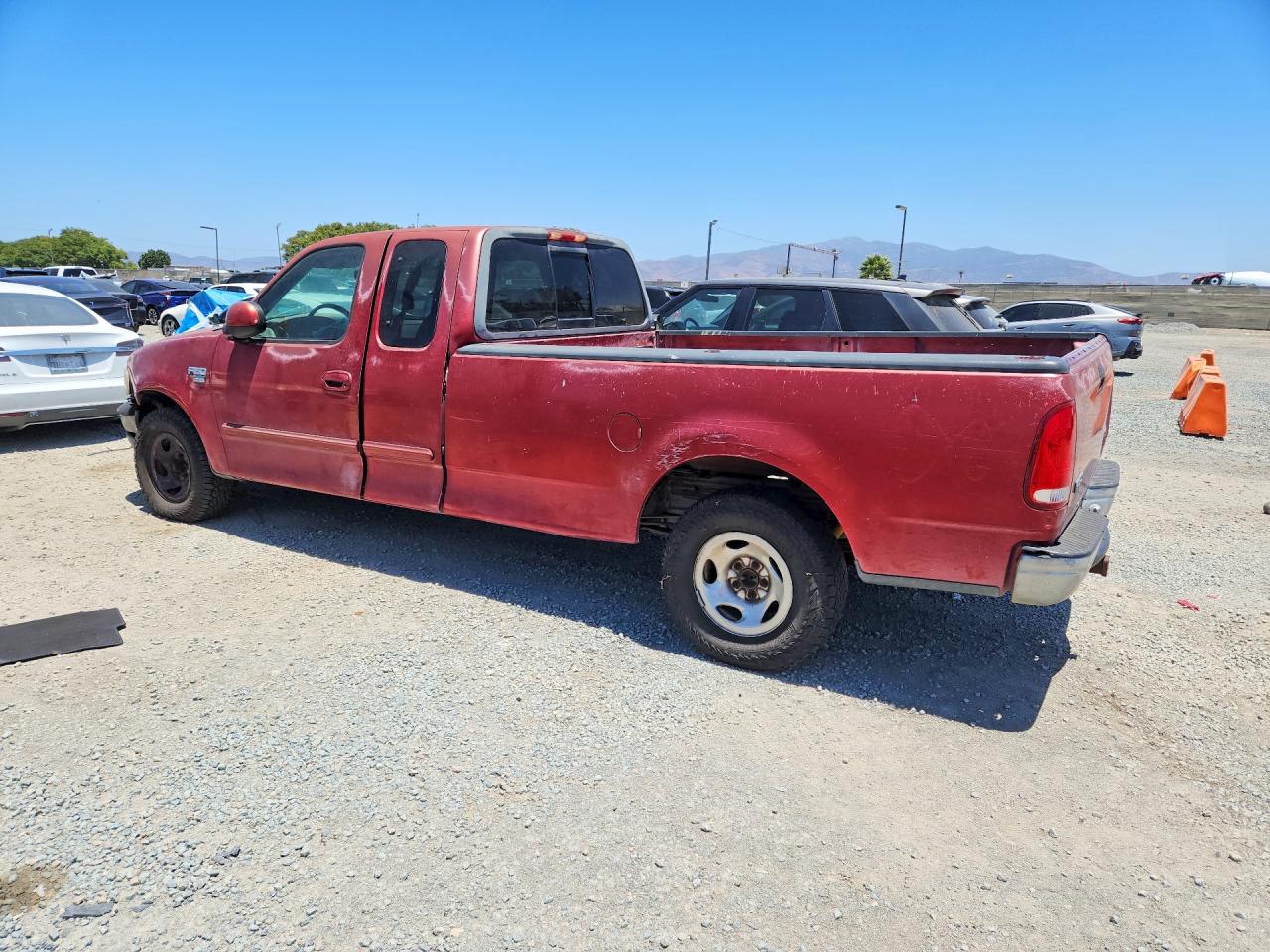 1999 FORD F150, VIN 1FTRX17L6XKA54166 — Photo 2