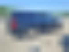 2020 CHEVROLET SUBURBAN, VIN 1GNSKHKC2LR121757 — Photo 3