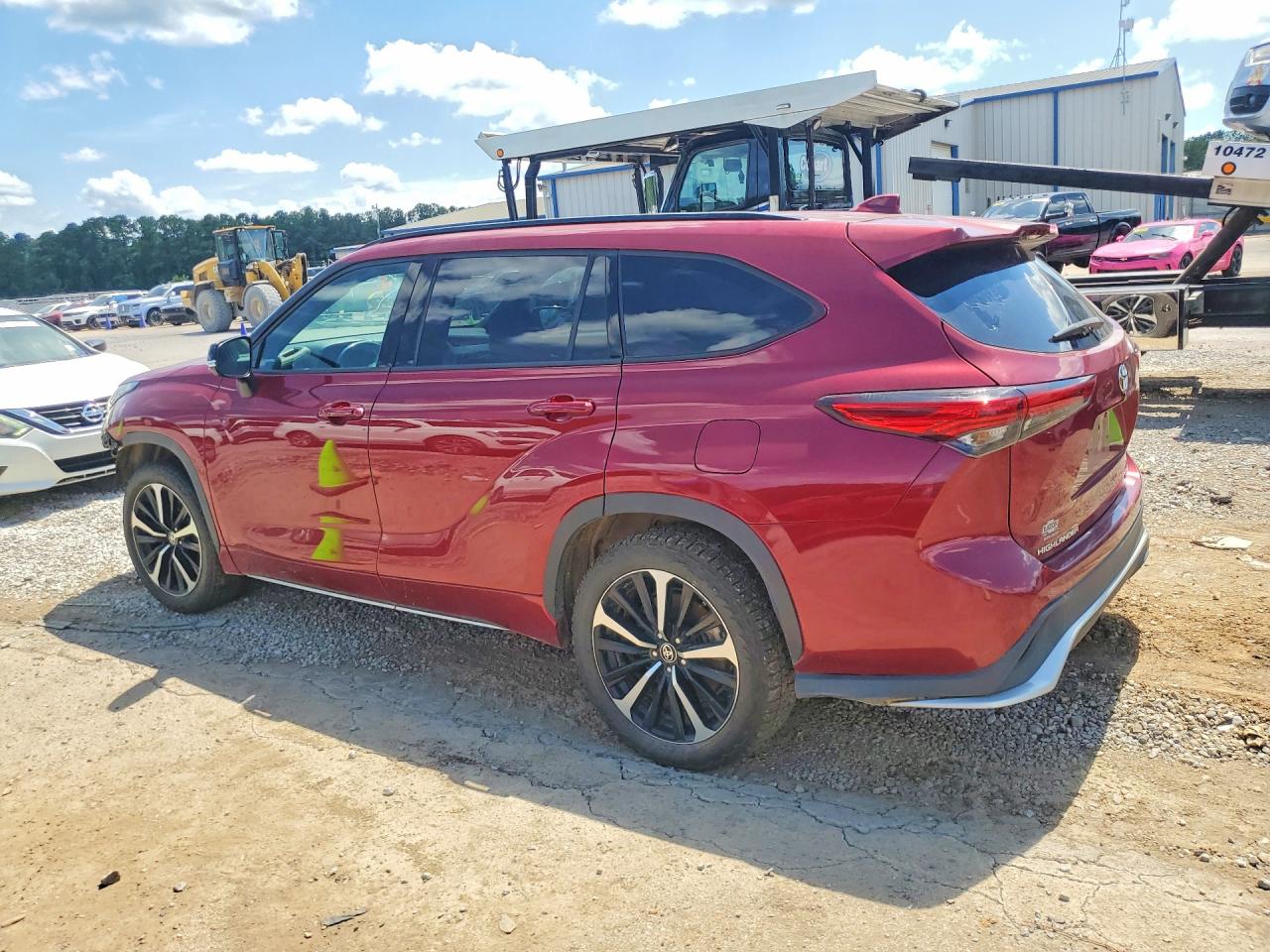 2021 TOYOTA HIGHLANDER, VIN 5TDJZRBH0MS067654 — Photo 2