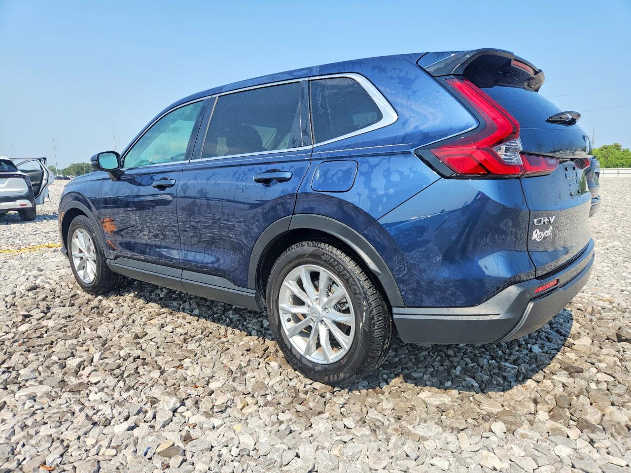 2025 HONDA CR-V, VIN 2HKRS3H73SH311545 — Photo 2