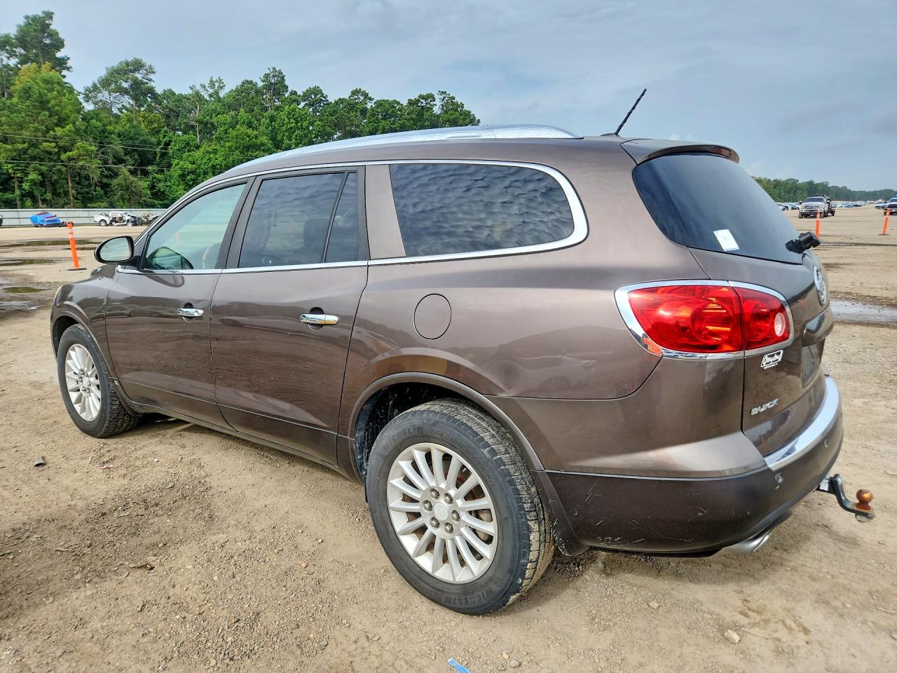 2009 BUICK ENCLAVE, VIN 5GAER23D89J165339 — Photo 2