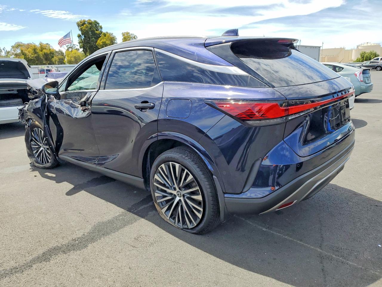 2025 LEXUS RX 350H, VIN 2T2BBMCA5SC074050 — Photo 2