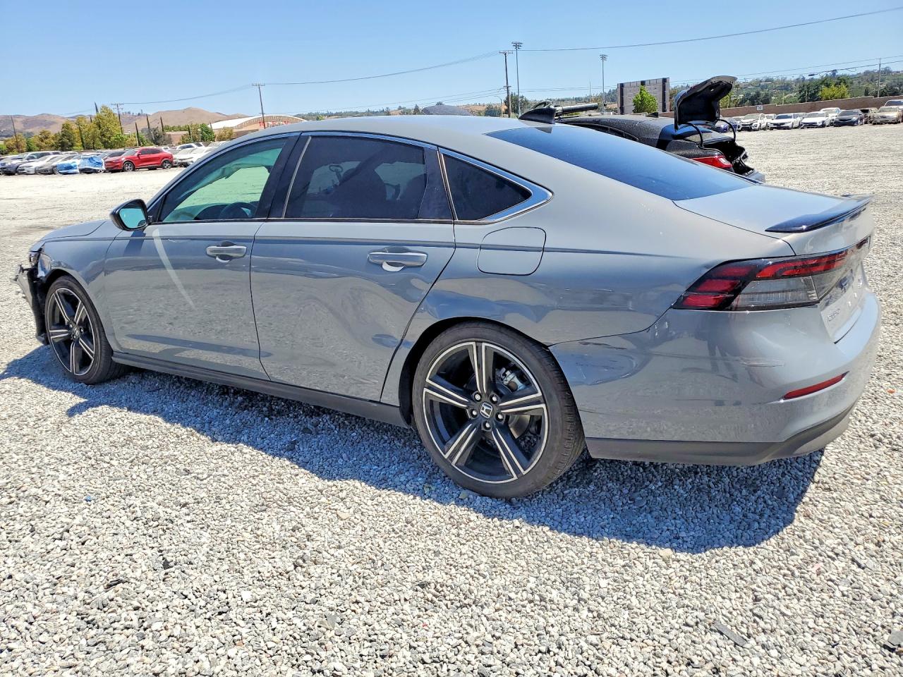 2025 HONDA ACCORD, VIN 1HGCY2F56SA097577 — Photo 2