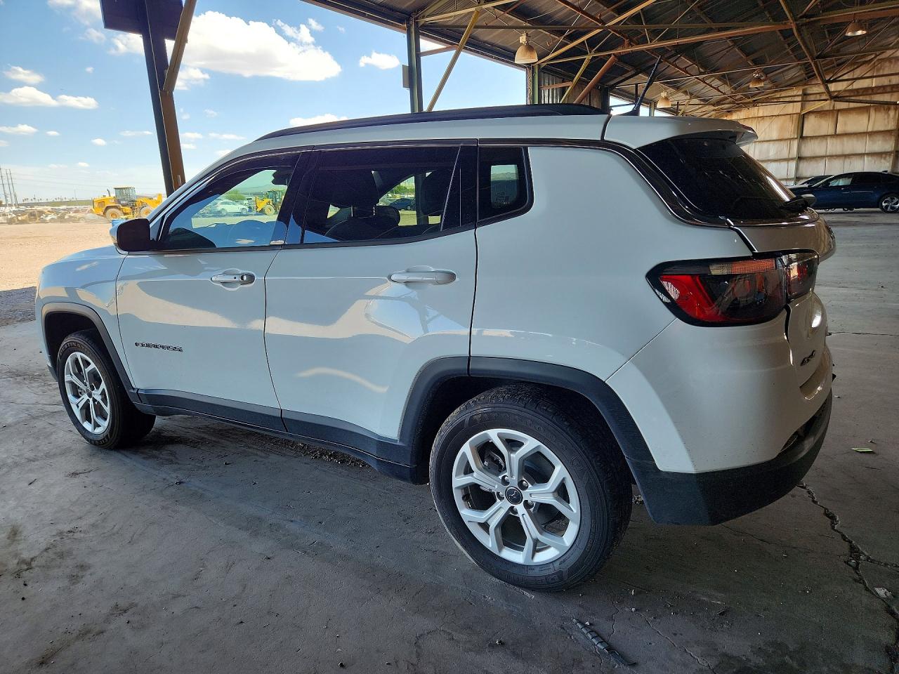 2025 JEEP COMPASS, VIN 3C4NJDBN0ST544524 — Photo 2