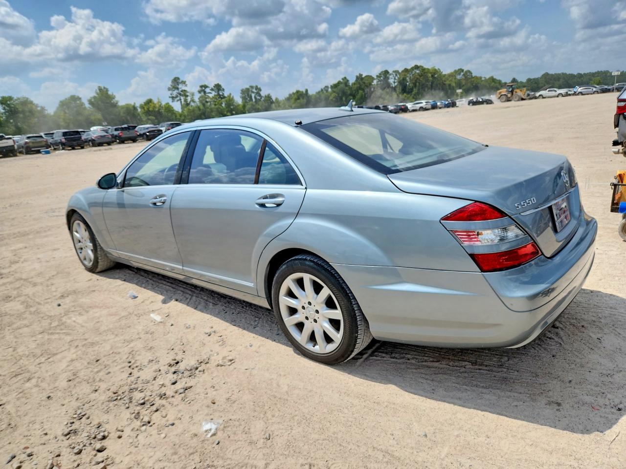 2007 MERCEDES-BENZ S, VIN WDDNG86XX7A109998 — Photo 2