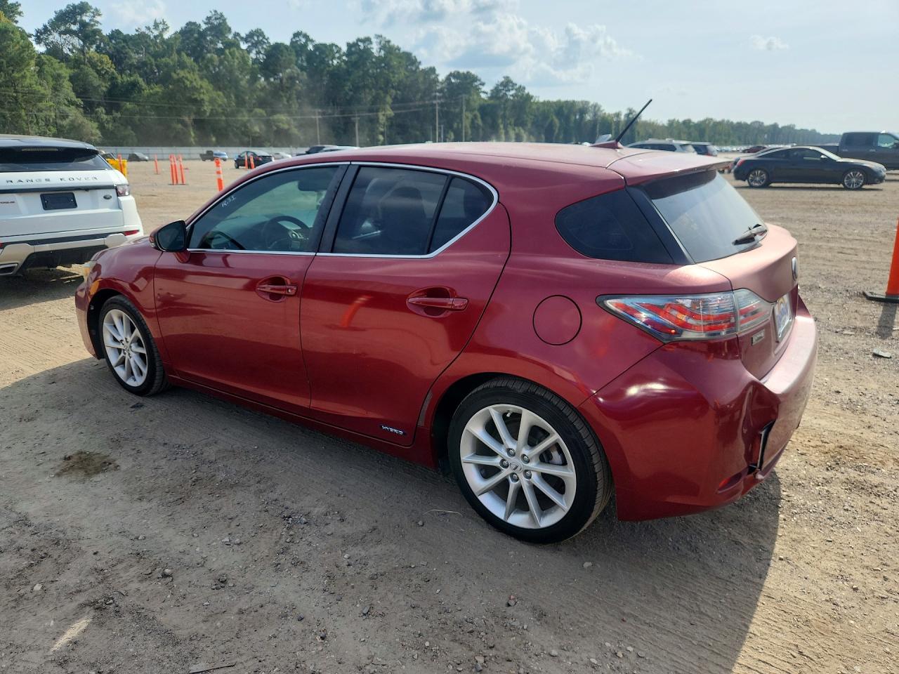 2011 LEXUS CT, VIN JTHKD5BH2B2036551 — Photo 2