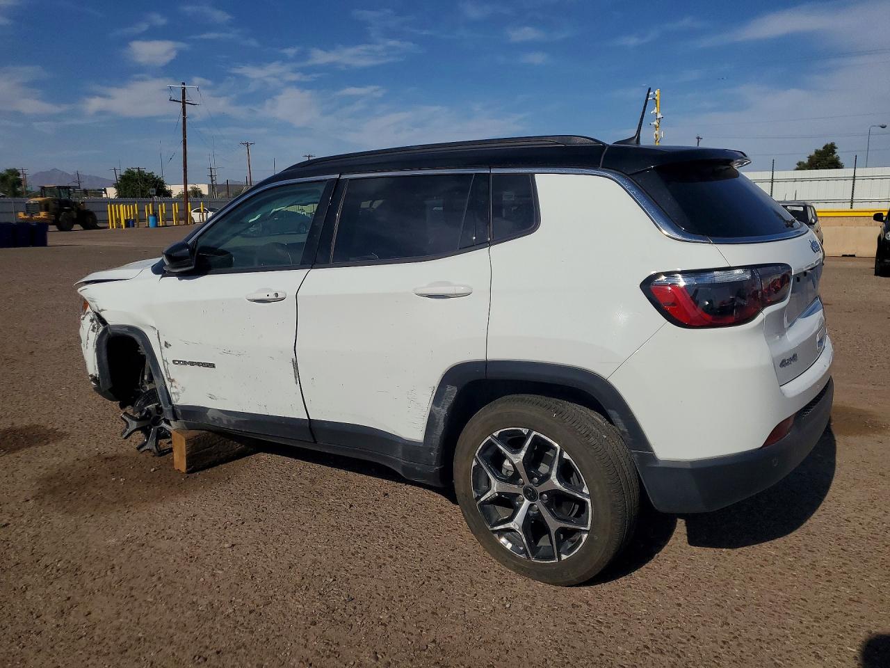 2025 JEEP COMPASS, VIN 3C4NJDCN8ST560923 — Photo 2