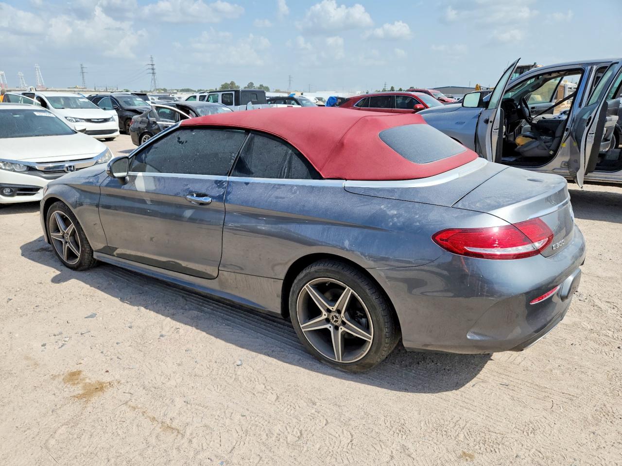 2018 MERCEDES-BENZ C, VIN WDDWK4KBXJF620272 — Photo 2