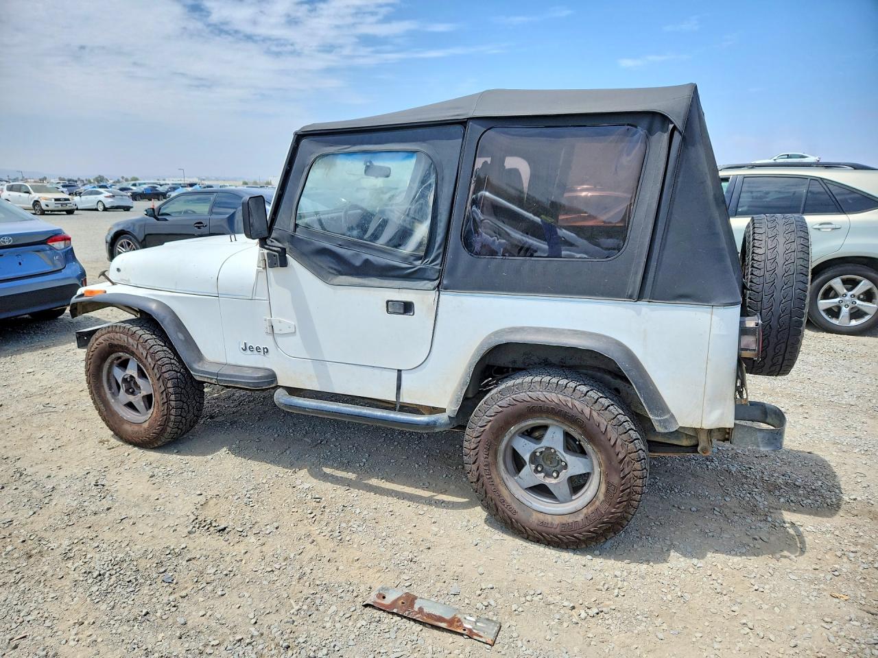 1993 JEEP WRANGLER / YJ, VIN 1J4FY19P3PP219989 — Photo 2