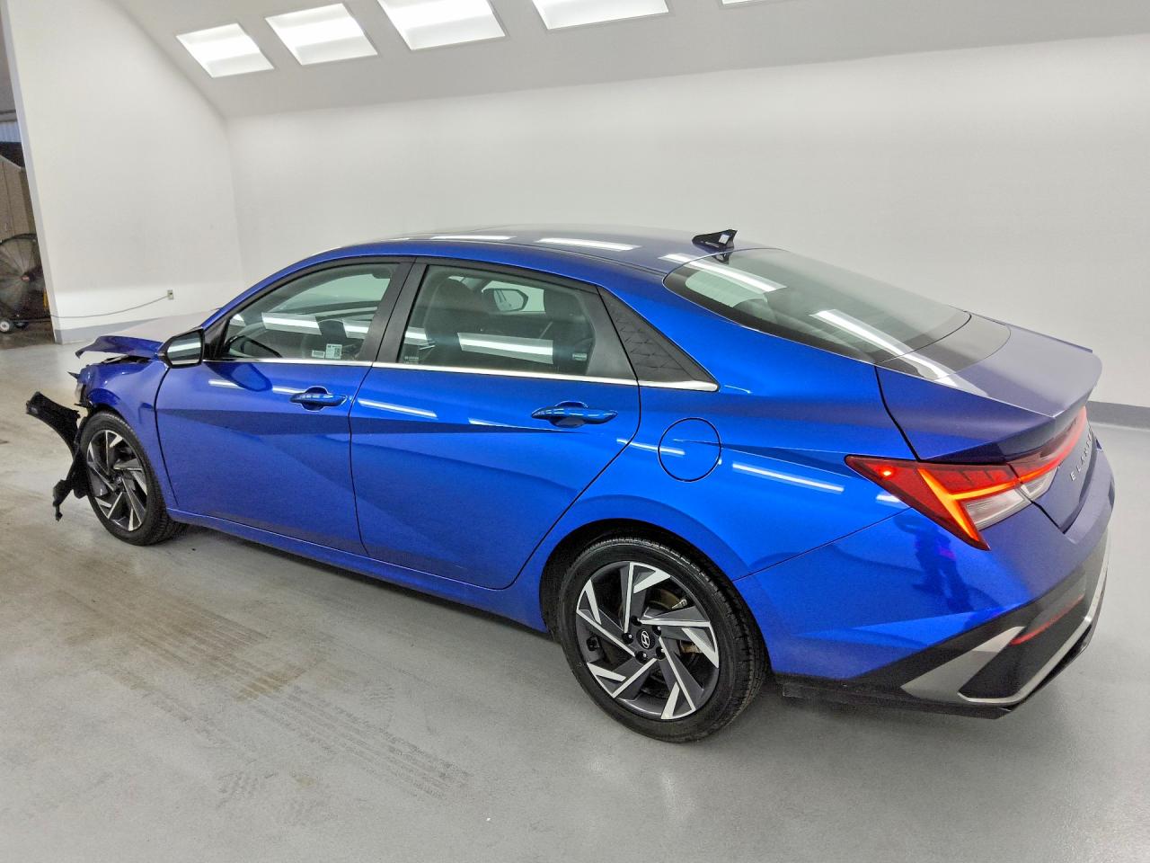 2025 HYUNDAI ELANTRA, VIN KMHLP4DG2SU926365 — Photo 2