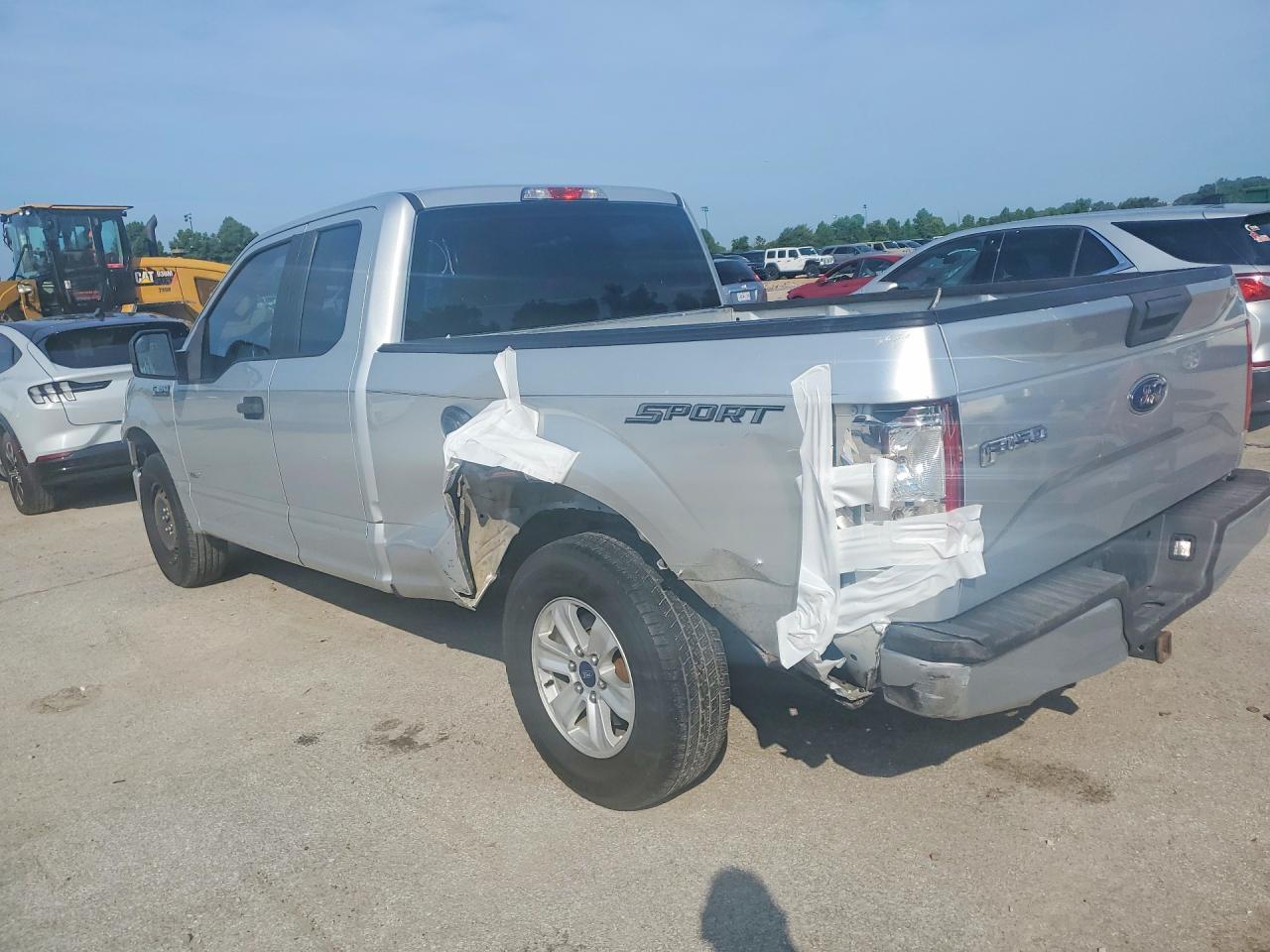 2016 FORD F150, VIN 1FTEX1CP8GKD16096 — Photo 2
