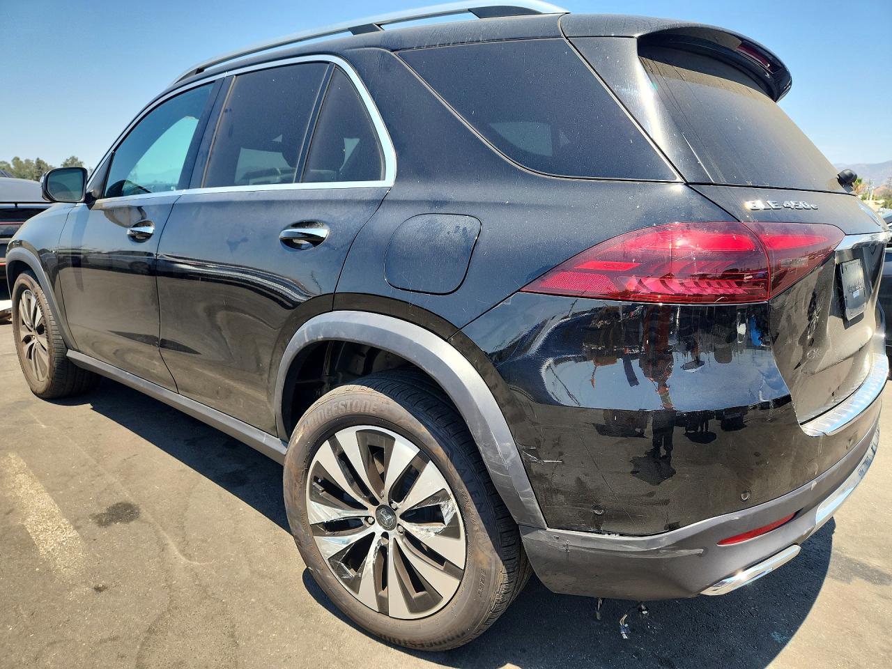 2025 MERCEDES-BENZ GLE, VIN 4JGFB4GB4SB358868 — Photo 2