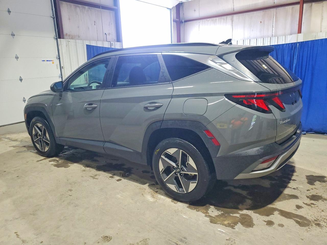 2025 HYUNDAI TUCSON, VIN 5NMJBCDE9SH477650 — Photo 2