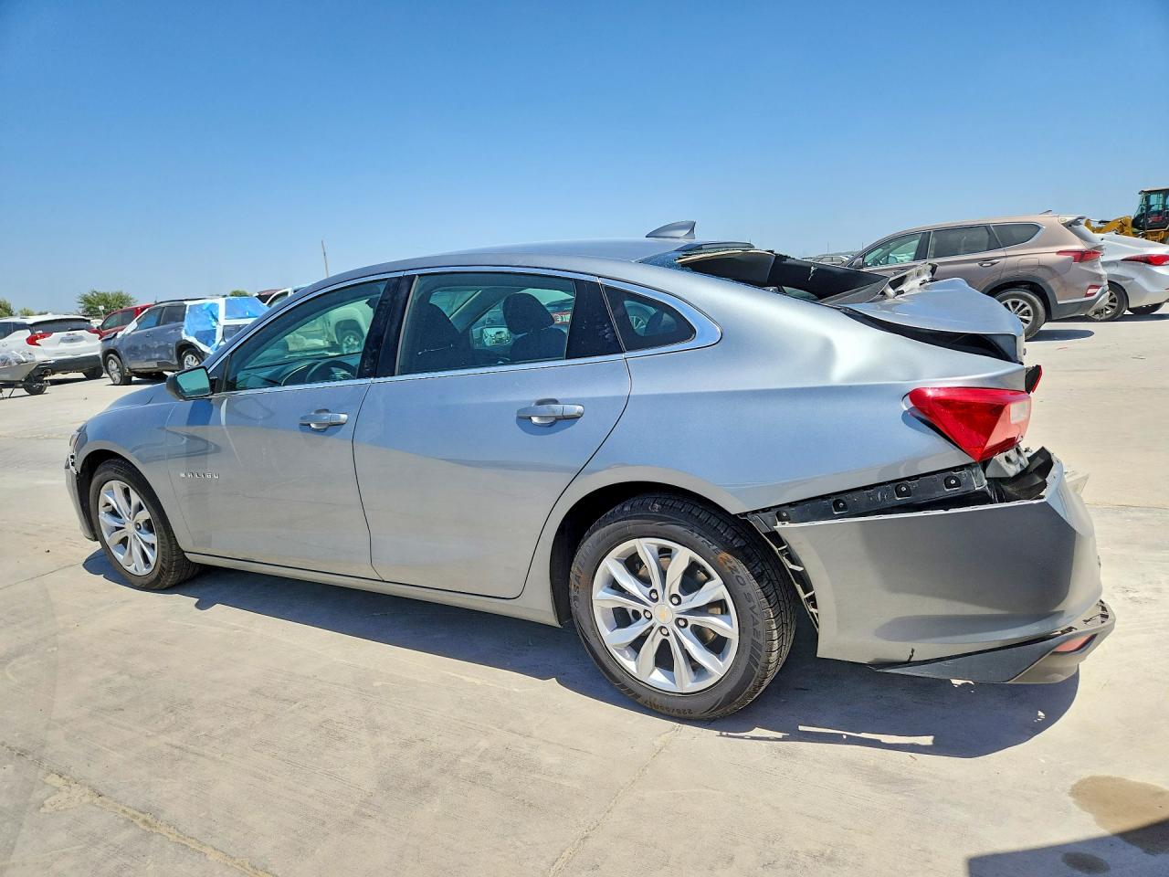 2025 CHEVROLET MALIBU, VIN 1G1ZD5ST2SF154606 — Photo 2