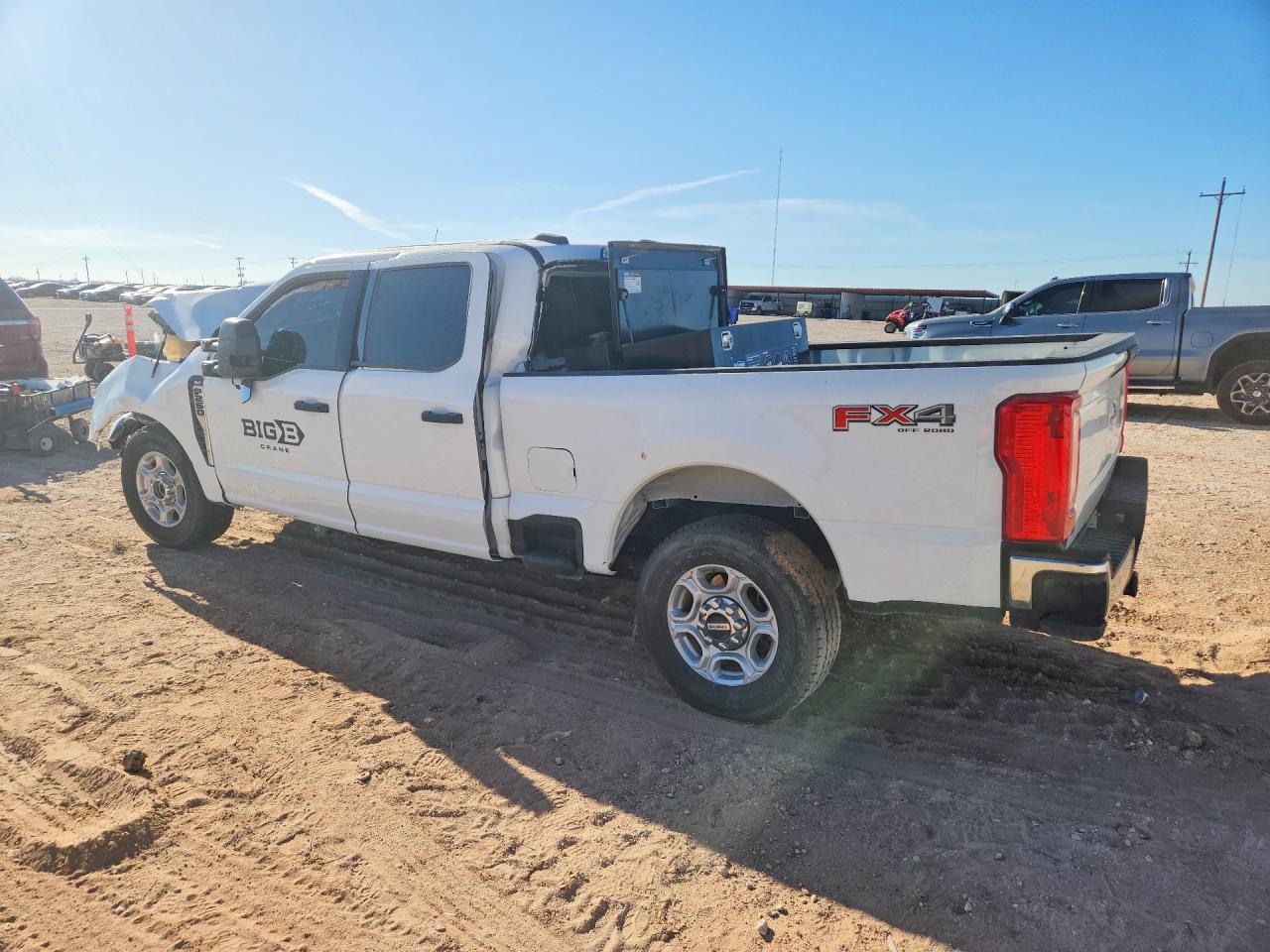 2025 FORD F250, VIN 1FT7W2BA0SED13828 — Photo 2