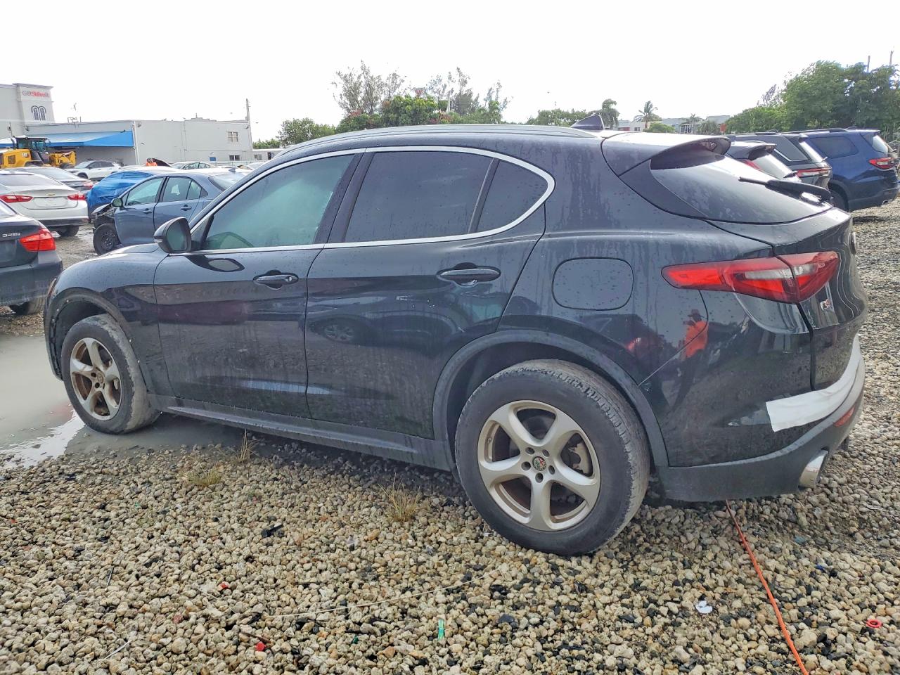 2018 ALFA ROMEO STELVIO, VIN ZASFAKAN7J7B87945 — Photo 2