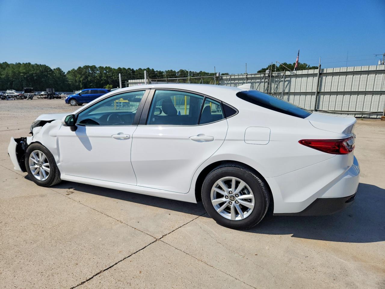 2025 TOYOTA CAMRY, VIN 4T1DAACK7SU625651 — Photo 2
