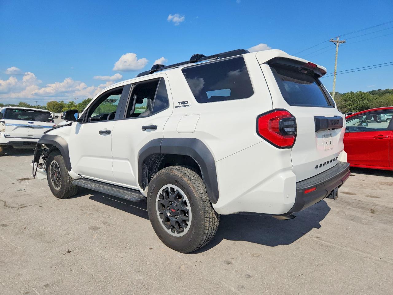 2025 TOYOTA 4RUNNER, VIN JTEVA5BR3S5000426 — Photo 2