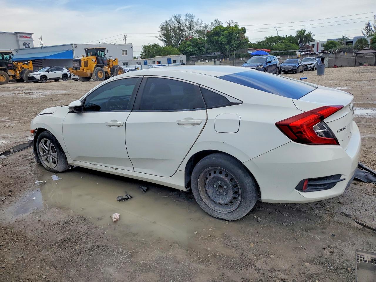 2017 HONDA CIVIC, VIN 19XFC2F52HE045718 — Photo 2