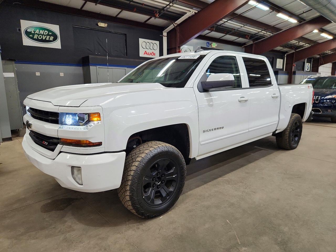 2018 CHEVROLET SILVERADO — VIN 3GCUKREC5JG473540 — Copart photograph