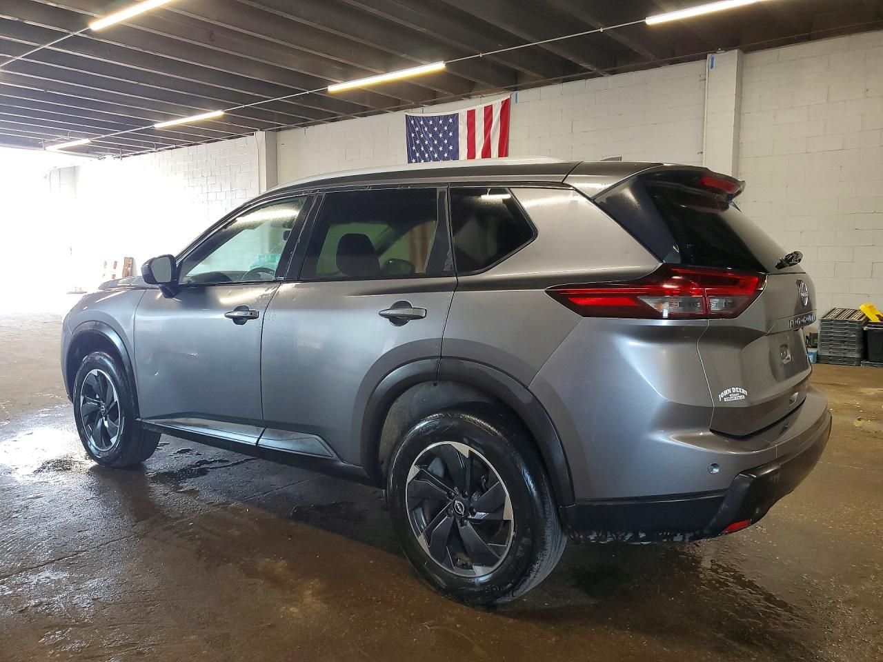 2025 NISSAN ROGUE, VIN JN8BT3BB3SW155291 — Photo 2