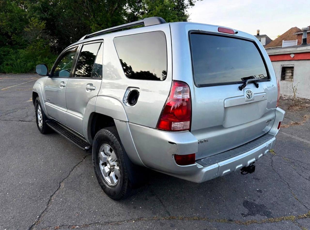 2005 TOYOTA 4RUNNER, VIN JTEBU14RX50066263 — Photo 2