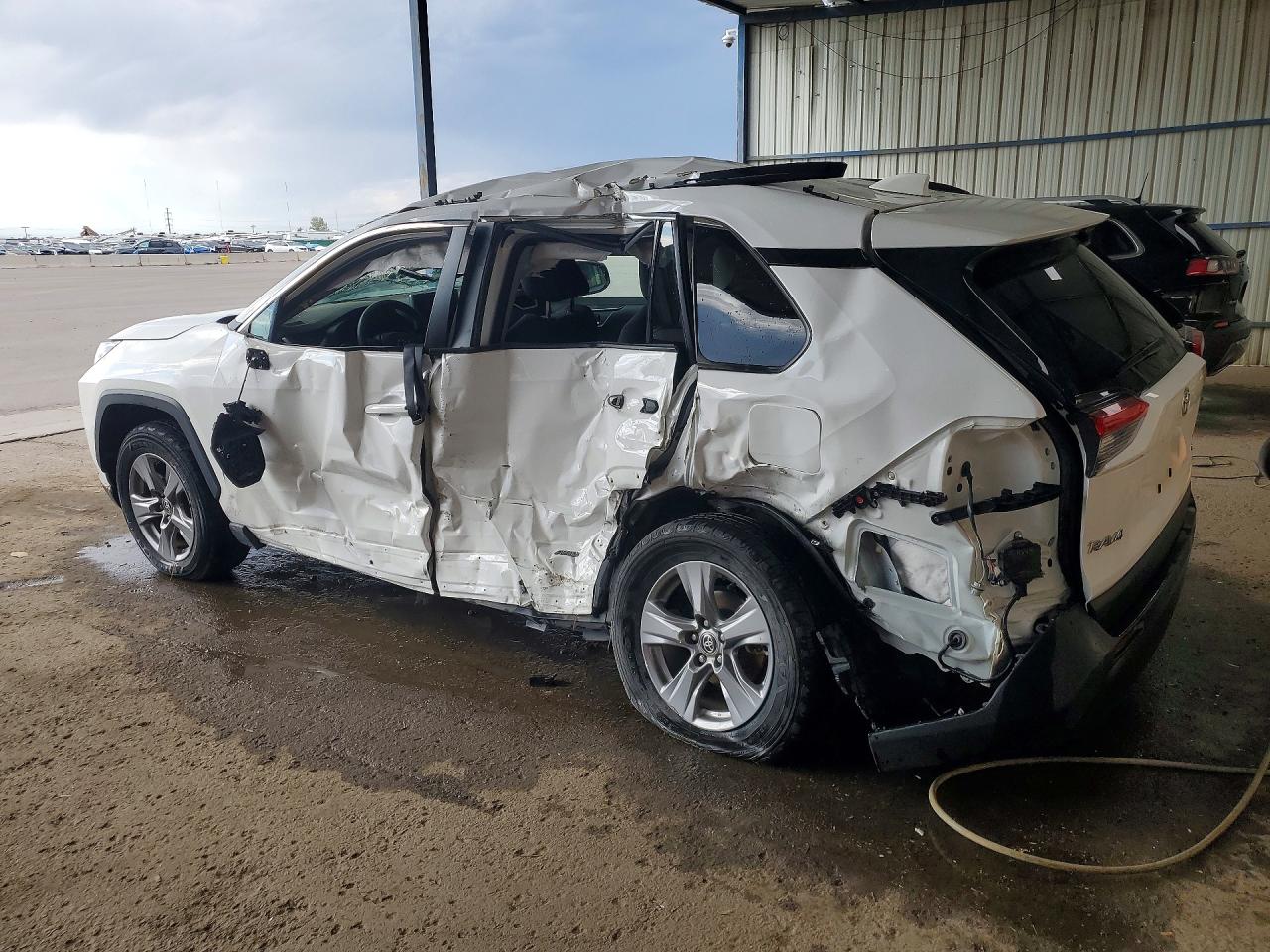 2025 TOYOTA RAV4 HYBRID, VIN 4T3RWRFV7SU169623 — Photo 2