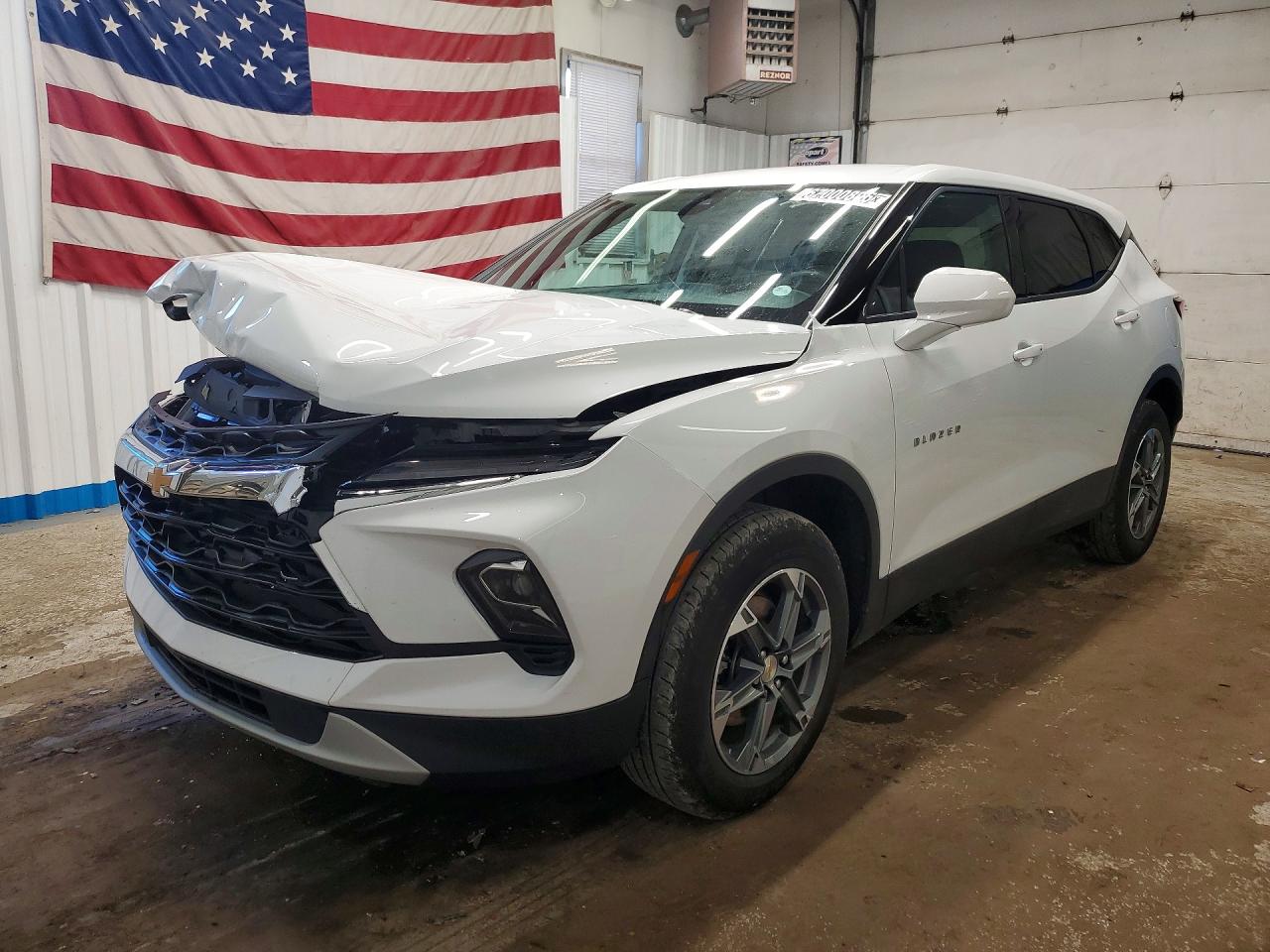 2025 CHEVROLET BLAZER — VIN 3GNKBHR41SS233511 — Copart photograph