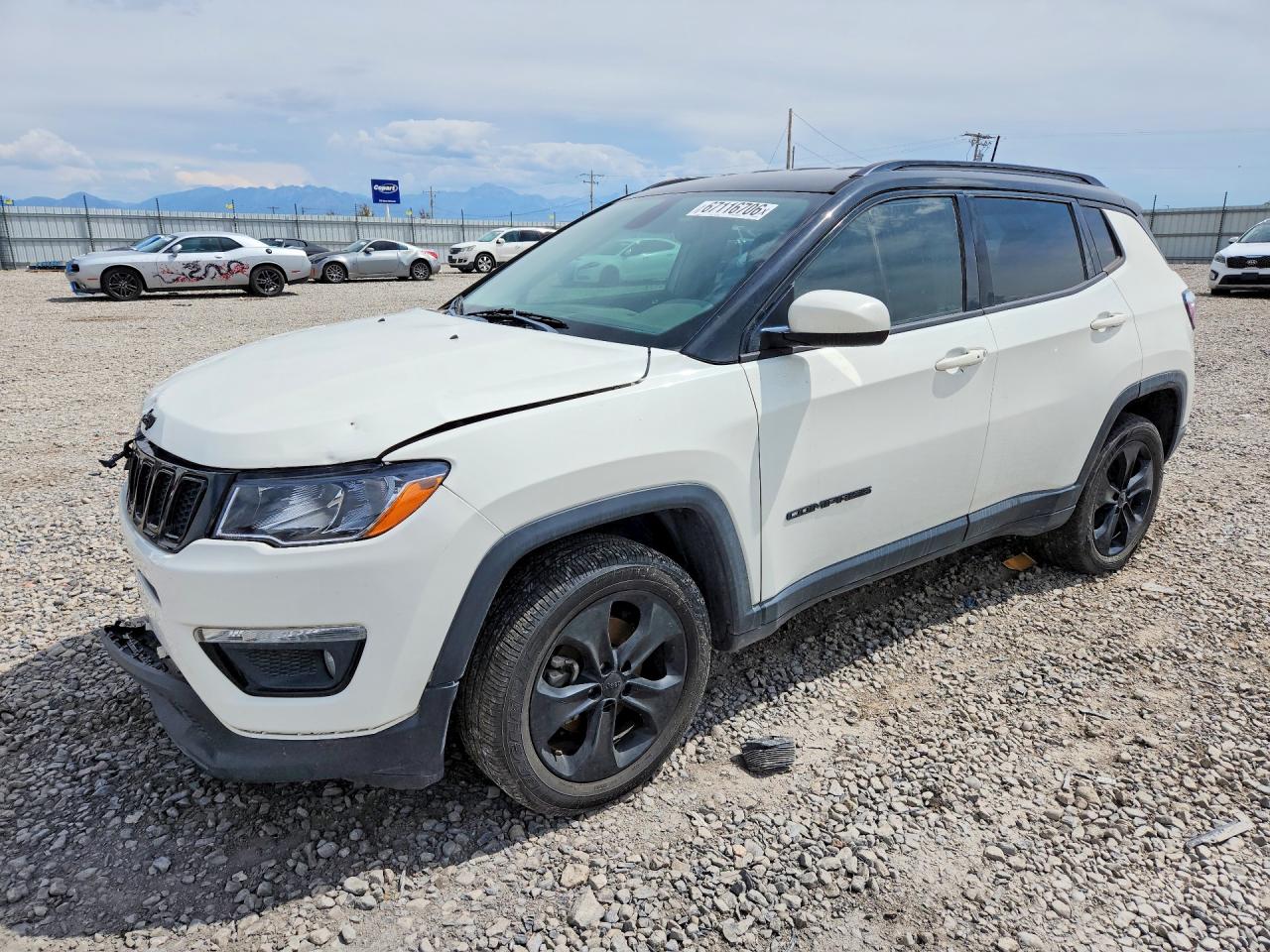 2018 JEEP COMPASS — VIN 3C4NJDBB2JT394386 — Copart photograph