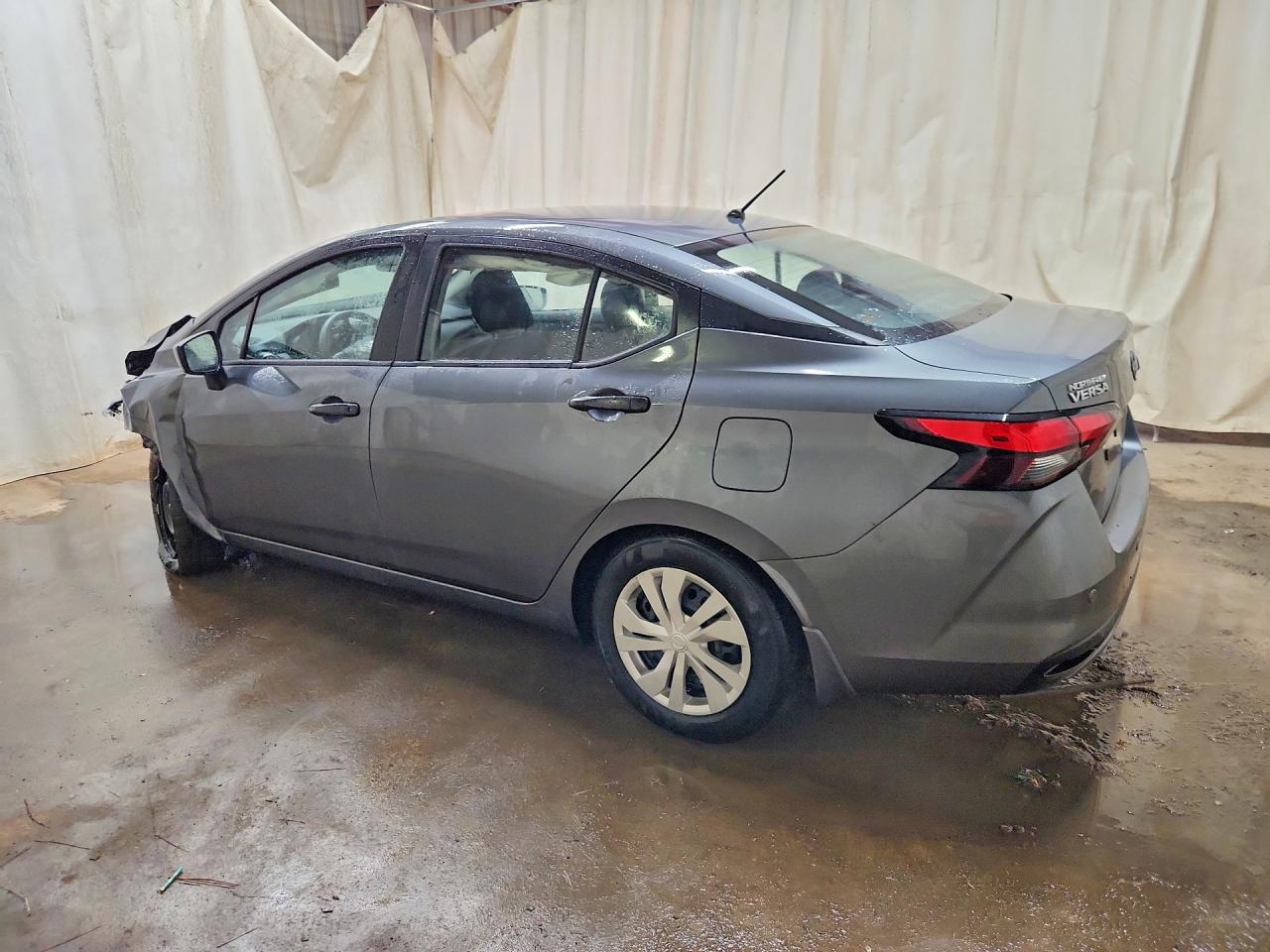 2025 NISSAN VERSA, VIN 3N1CN8DV8SL885673 — Photo 2