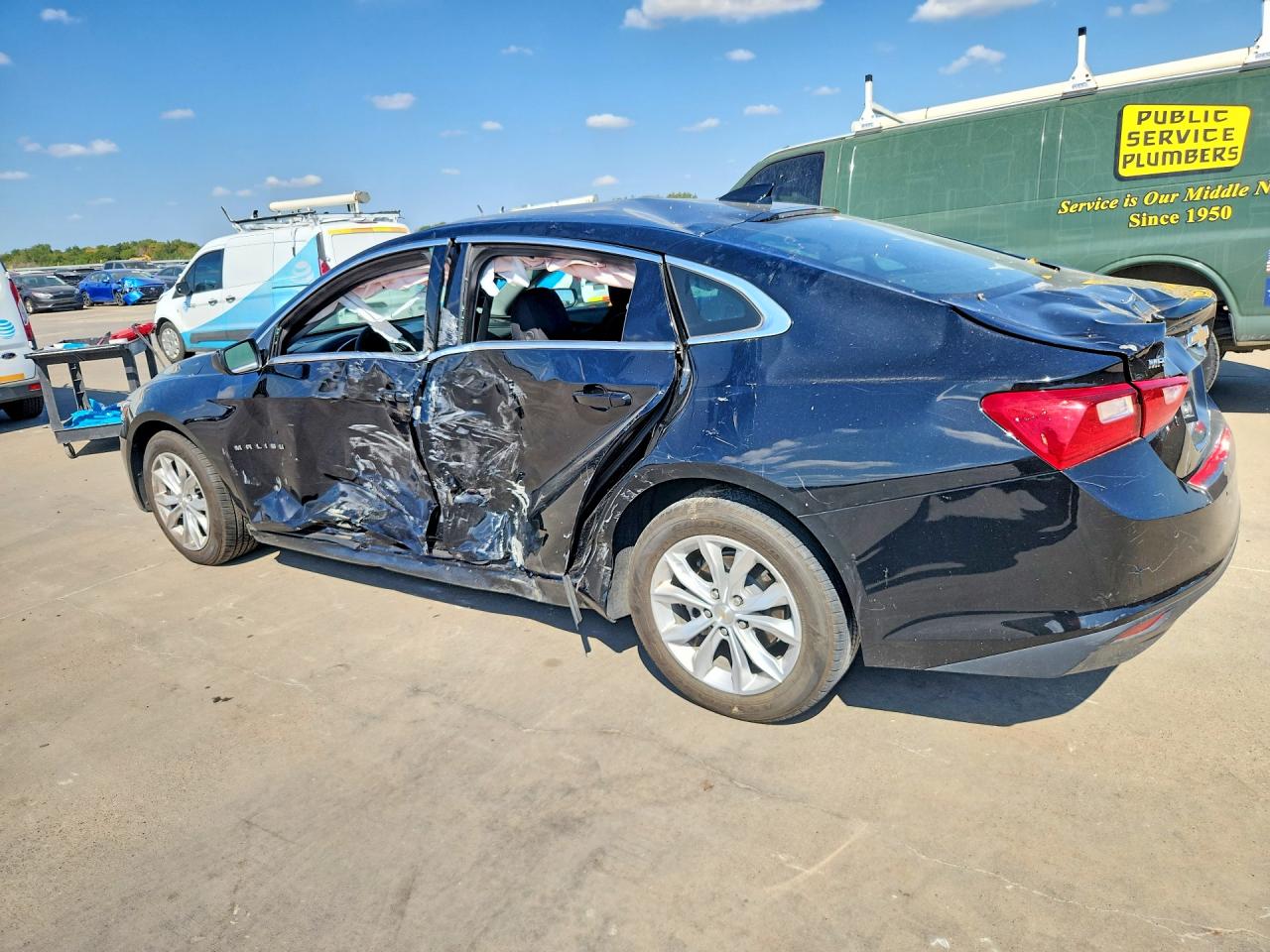 2025 CHEVROLET MALIBU, VIN 1G1ZD5ST7SF127627 — Photo 2