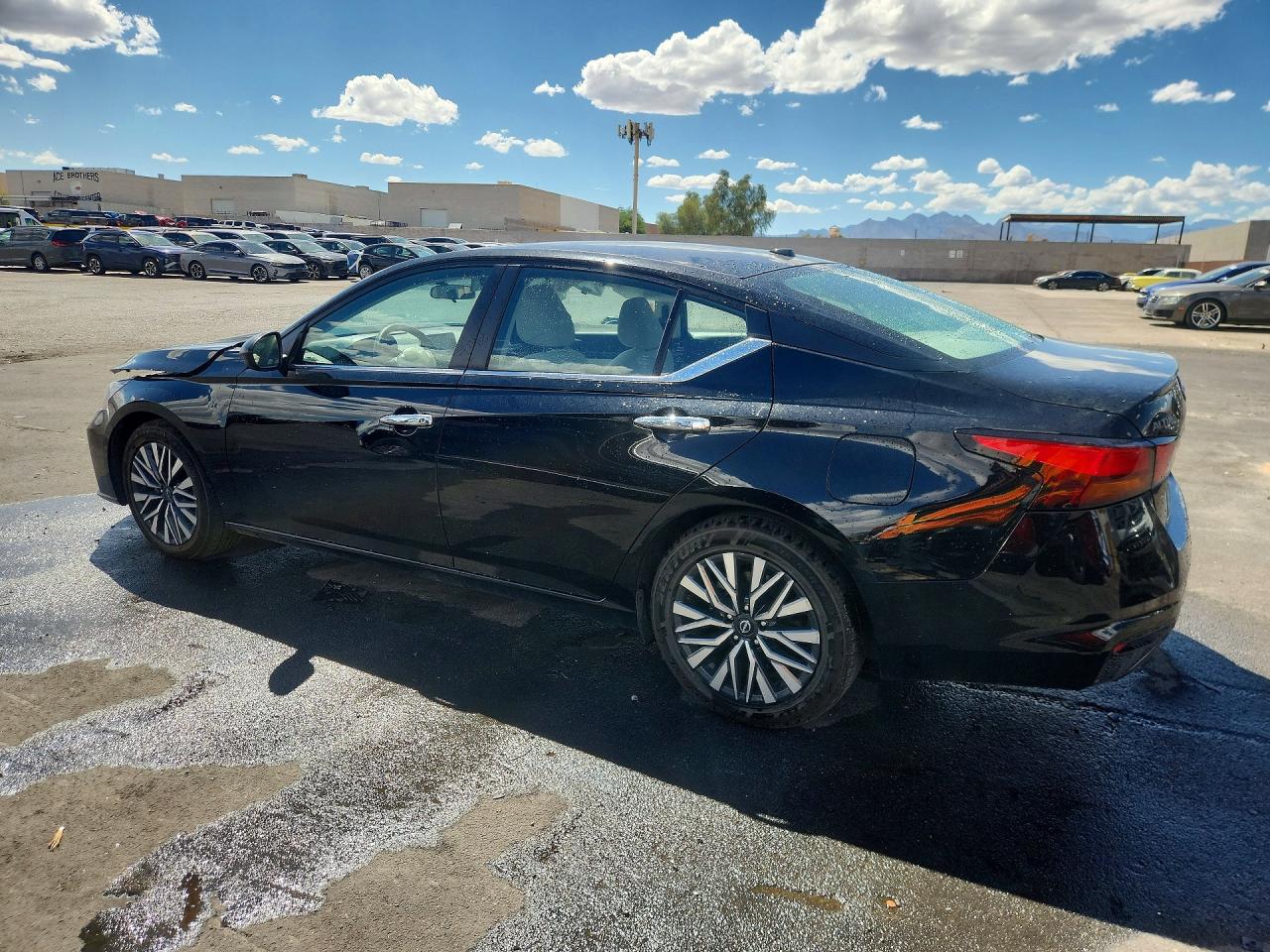 2025 NISSAN ALTIMA, VIN 1N4BL4DV4SN316400 — Photo 2